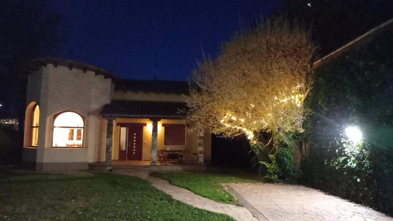 La Cuquina Villa Villaturiel Luaran gambar